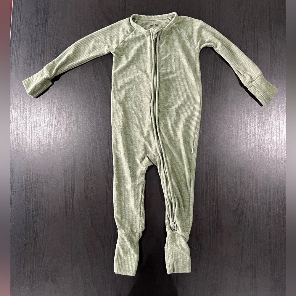 Little Sleepies green ribbed solid 6-12m zippy